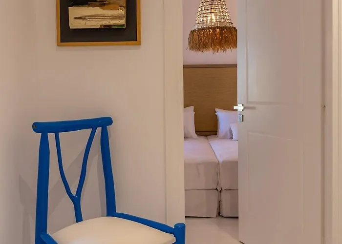 Macaro With Direct Access