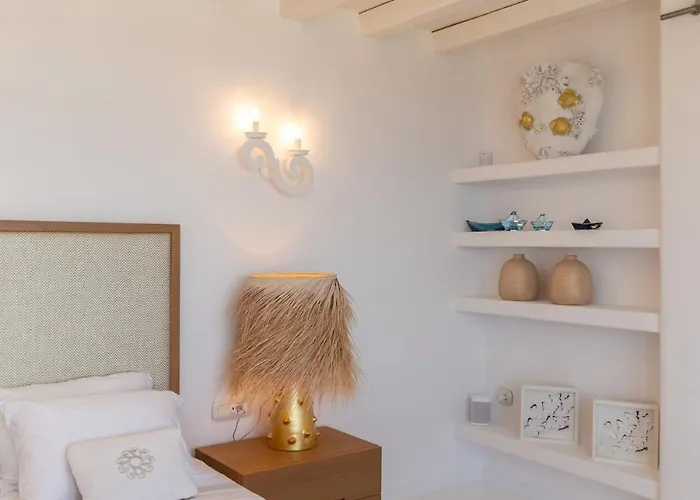 Villa Macaro With Direct Access *