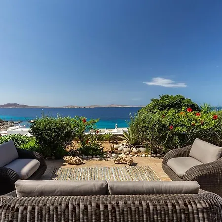 Vila Macaro With Direct Access *