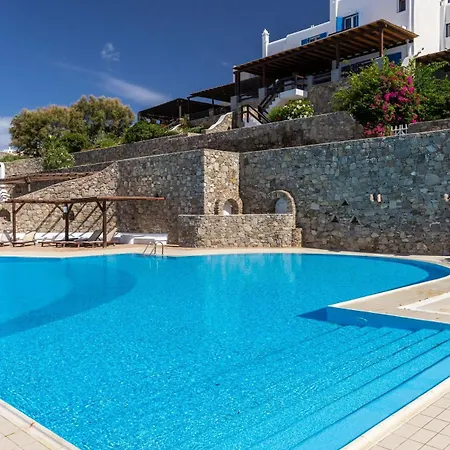 Vila Macaro With Direct Access